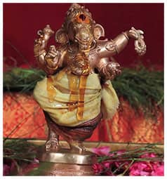 Temple Honey Abishekam To Ganesha Min