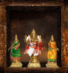 AstroVed Ganesha with Siddhi and Buddhi Temple